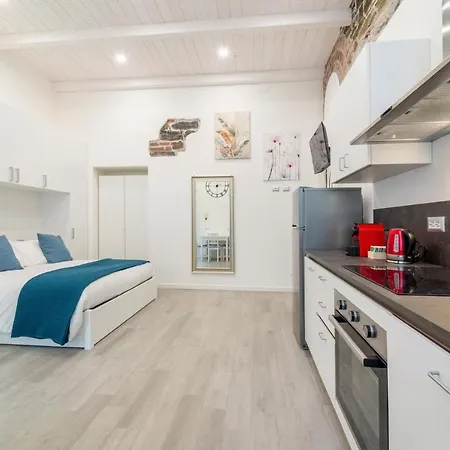 Modern At Via Carloni By Wonderful Italy Апартаменты *