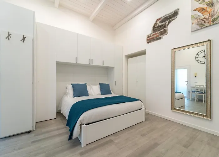 Modern At Via Carloni By Wonderful Italy * Como